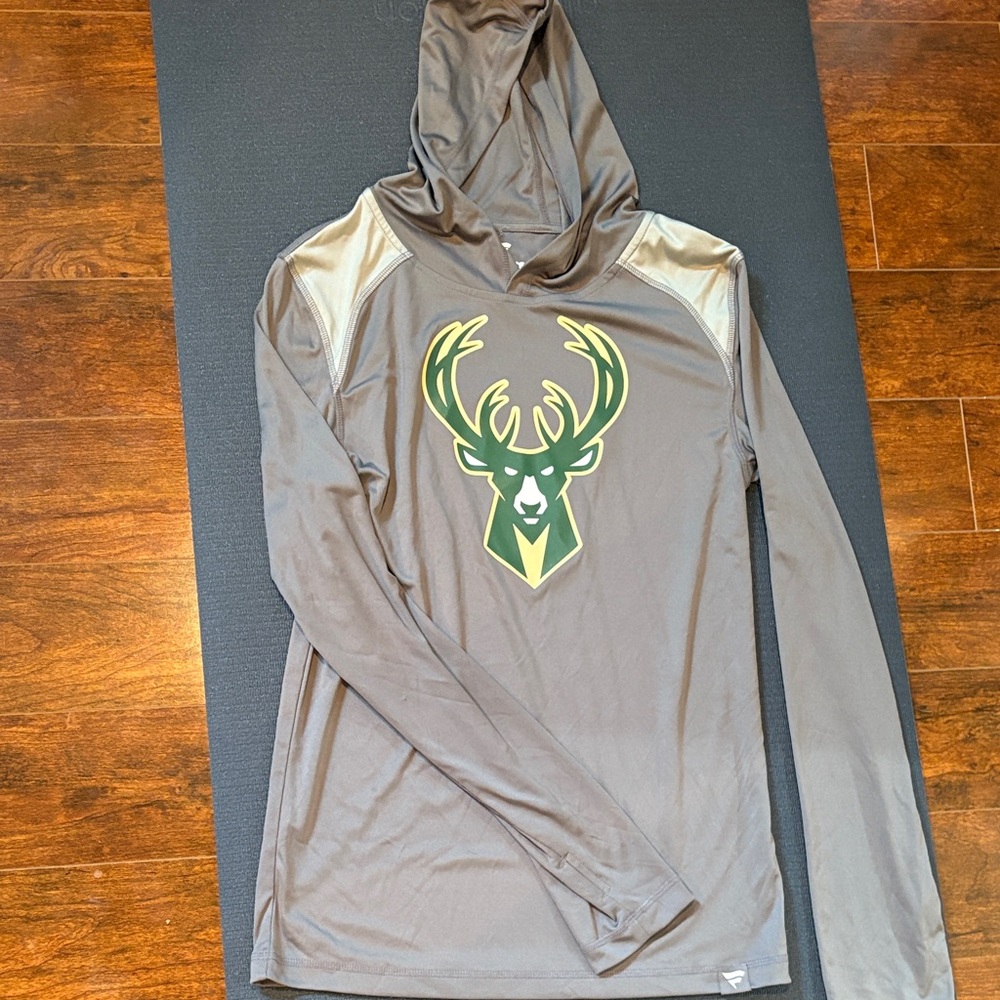 Fanatics Gray Hooded Shirt Milwaukee Bucks